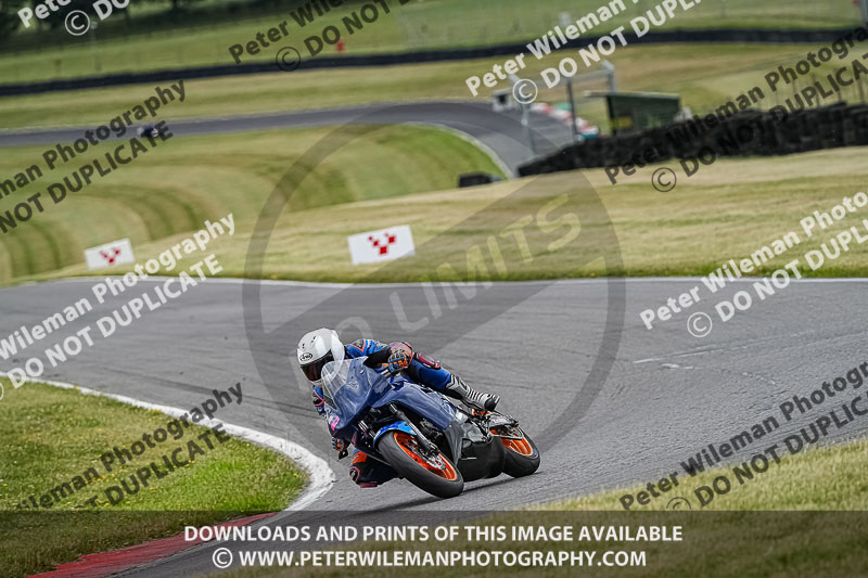 cadwell no limits trackday;cadwell park;cadwell park photographs;cadwell trackday photographs;enduro digital images;event digital images;eventdigitalimages;no limits trackdays;peter wileman photography;racing digital images;trackday digital images;trackday photos